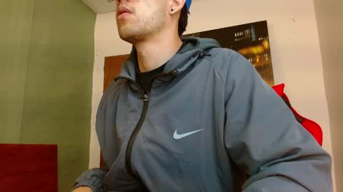 Snapshot of alexgiraldo__ chatting on May 2026 12:23:01 PM alexgiraldo__ online show from May 2026 12:23:01 PM