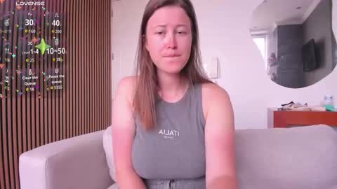 Alexia online show from December 2025 04:55:02 PM