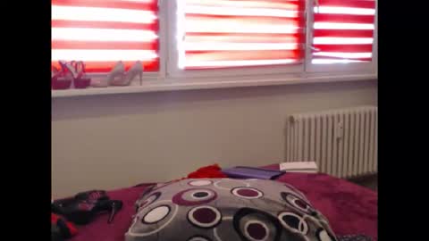 Snapshot of alexie33 chatting on April 2026 07:27:01 AM alexie33 online show from April 2026 07:27:01 AM