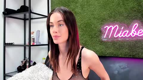 alexisbanx online show from December 2024 07:53:02 PM