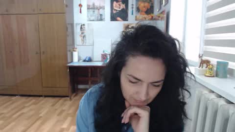 AlexisMillers online show from April 2026 10:31:01 AM