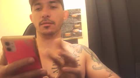 Alexxx online show from November 2025 04:09:02 PM