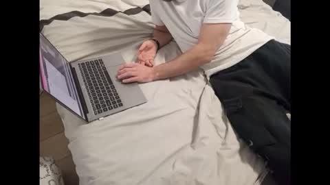 alexp779477 online show from February 2026 11:13:01 AM