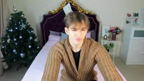 Dennis online show from December 2024 12:20:02 PM