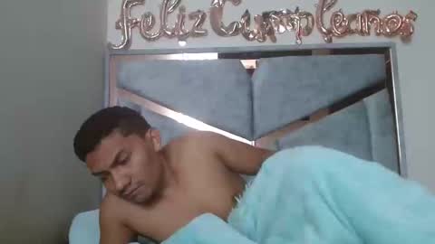 alex y luisa online show from January 2025 02:41:01 PM