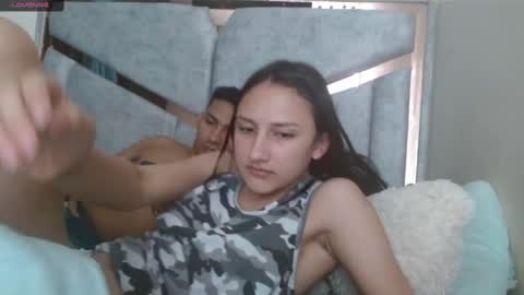 alex y luisa online show from February 2025 05:19:02 PM