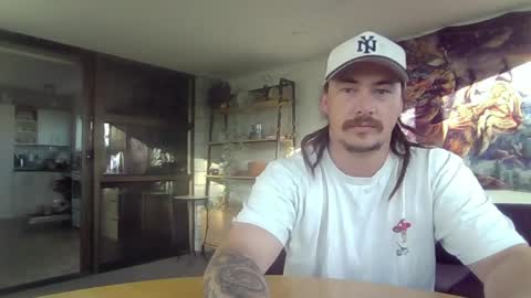 Alex online show from April 2026 04:37:01 AM