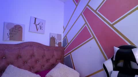 Alexxa online show from May 2026 11:07:01 AM