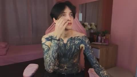 Alex online show from November 2025 12:15:02 PM