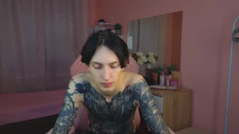 Alex online show from November 2025 12:27:01 PM