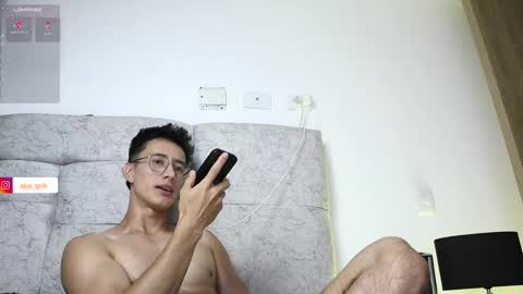 Alex online show from October 2025 12:24:02 AM