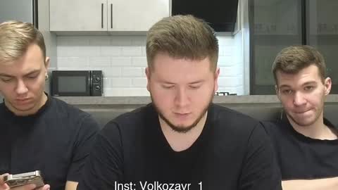 Snapshot of alexxx_d chatting on December 2025 08:35:01 PM AlexDimaIgor online show from December 2025 08:35:01 PM