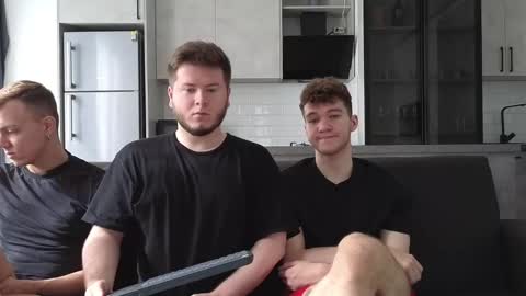 Snapshot of alexxx_d chatting on February 2026 09:13:02 AM AlexDimaIgor online show from February 2026 09:13:02 AM