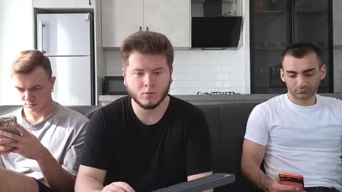 Snapshot of alexxx_d chatting on February 2026 08:13:01 AM AlexDimaIgor online show from February 2026 08:13:01 AM