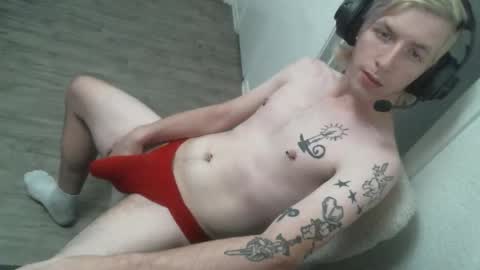 Alexxxmic online show from December 2025 04:48:02 PM