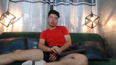 Snapshot of alexy_re chatting on November 2025 05:56:02 PM alexy re online show from November 2025 05:56:02 PM