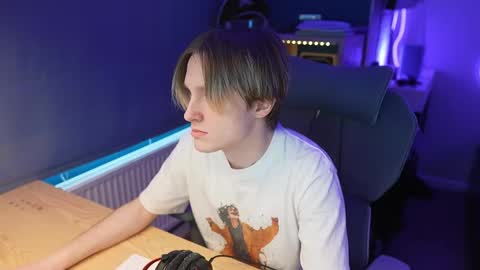 Alexycutie online show from March 2026 11:43:02 AM