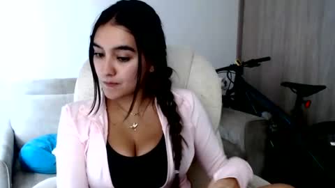alexyferrer1 online show from June 2026 10:14:01 PM