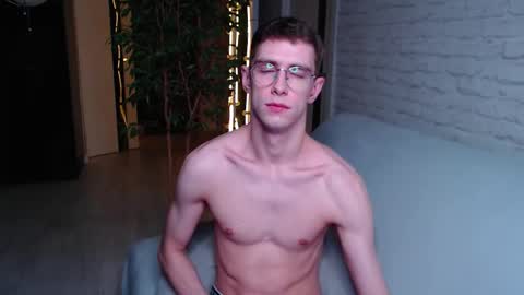 Alfie online show from November 2025 11:36:02 PM