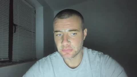 alfiesolomons87 online show from December 2024 07:45:01 PM