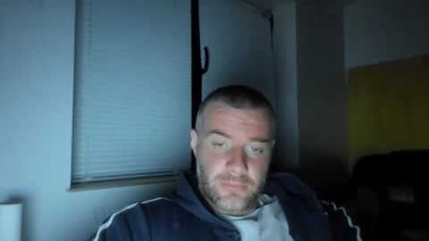 alfiesolomons87 online show from April 2026 07:32:01 PM