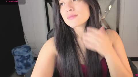 Snapshot of alfresii_rivera chatting on April 2026 11:42:02 PM Carolina Join The Fan Club online show from April 2026 11:42:02 PM