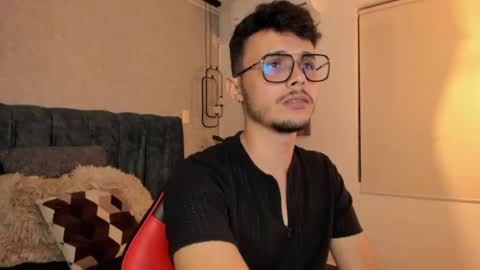 Snapshot of alhan_twink chatting on July 2026 04:14:02 AM ALHAN online show from July 2026 04:14:02 AM