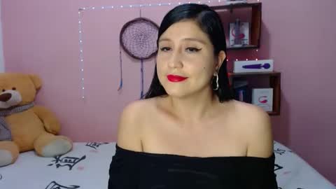 Snapshot of ali_squirt chatting on February 2025 10:58:01 PM alixia online show from February 2025 10:58:01 PM