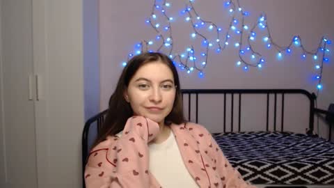 Alice online show from December 2024 06:02:02 PM