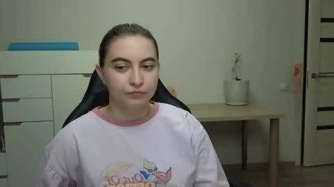 Snapshot of alice_________________________ chatting on April 2026 08:57:02 PM Alice online show from April 2026 08:57:02 PM