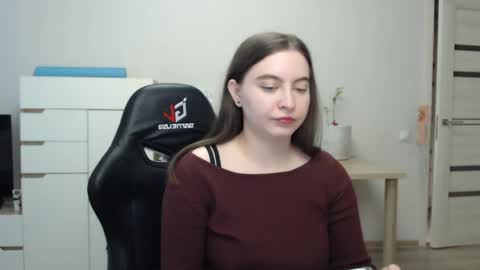 Snapshot of alice_________________________ chatting on May 2026 04:17:02 AM Alice online show from May 2026 04:17:02 AM