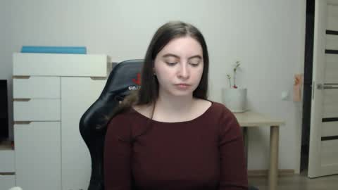Snapshot of alice_________________________ chatting on May 2026 02:22:02 PM Alice online show from May 2026 02:22:02 PM