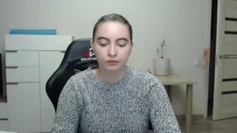 Snapshot of alice_________________________ chatting on May 2026 04:15:01 PM Alice online show from May 2026 04:15:01 PM