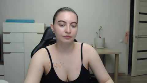 Snapshot of alice_________________________ chatting on June 2026 06:45:01 PM Alice online show from June 2026 06:45:01 PM