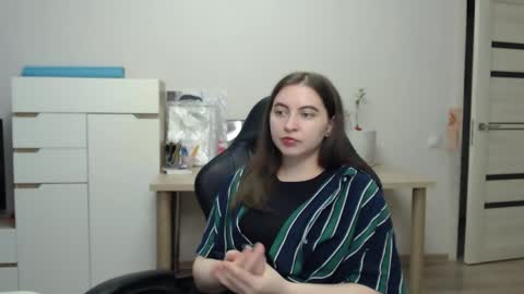 Snapshot of alice_________________________ chatting on June 2026 01:26:01 PM Alice online show from June 2026 01:26:01 PM