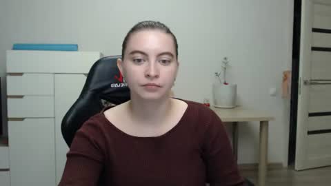 Snapshot of alice_________________________ chatting on July 2026 06:45:01 PM Alice online show from July 2026 06:45:01 PM