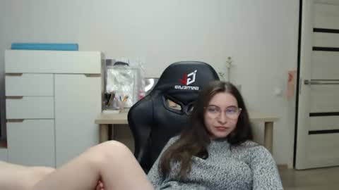 Snapshot of alice_________________________ chatting on July 2026 05:06:01 PM Alice online show from July 2026 05:06:01 PM