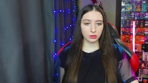 Snapshot of alice_bailey chatting on December 2024 04:21:01 PM Alice online show from December 2024 04:21:01 PM