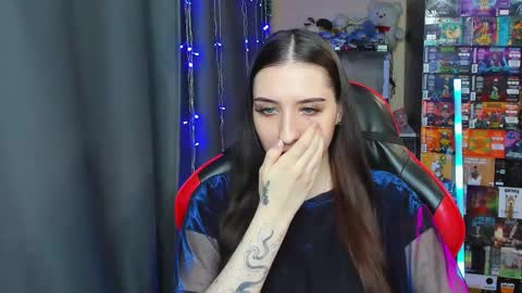 Snapshot of alice_bailey chatting on March 2025 07:16:02 PM Alice online show from March 2025 07:16:02 PM