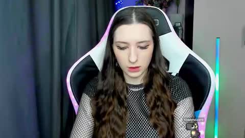 Snapshot of alice_bailey chatting on November 2025 01:14:02 PM Alice online show from November 2025 01:14:02 PM