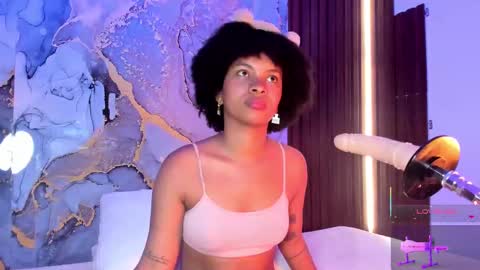 Mey online show from October 2025 08:38:02 PM