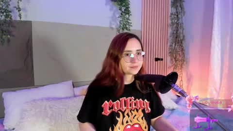 Mey online show from March 2026 04:04:02 AM