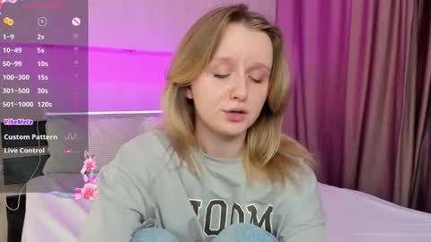 Alice  GMT2 Mon 3-9 AM Tue 3-9 AM Fri 3-9 AM Sat 3-9 AM Sun 3-9 AM online show from December 2024 07:27:01 AM