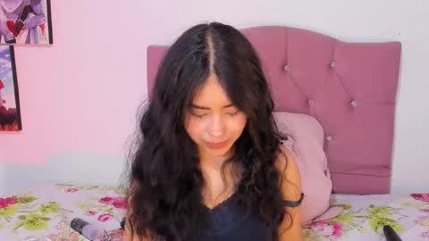 Alice Sofia online show from May 2026 03:51:01 PM