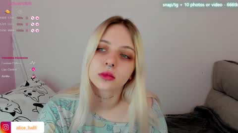 Snapshot of alice_halle chatting on February 2025 06:39:01 AM alice_halle online show from February 2025 06:39:01 AM