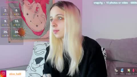Snapshot of alice_halle chatting on March 2025 01:10:02 AM alice_halle online show from March 2025 01:10:02 AM