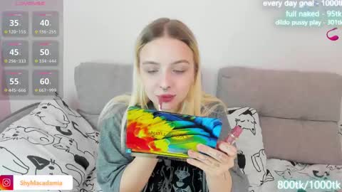 Snapshot of alice_halle chatting on March 2025 06:54:02 PM alice_halle online show from March 2025 06:54:02 PM