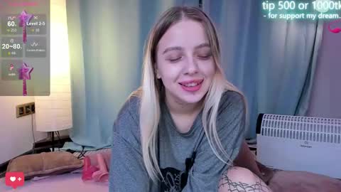 Snapshot of alice_halle chatting on September 2025 03:54:01 AM alice_halle online show from September 2025 03:54:01 AM