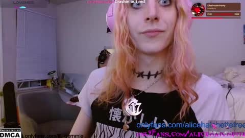 Alice Hatchette online show from September 2025 03:19:02 AM