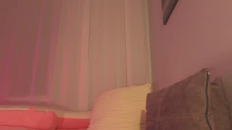 Snapshot of alice_miiiller chatting on June 2026 03:25:02 PM Alice online show from June 2026 03:25:02 PM